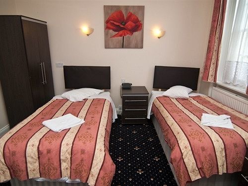Astoria Hotel London Exterior photo